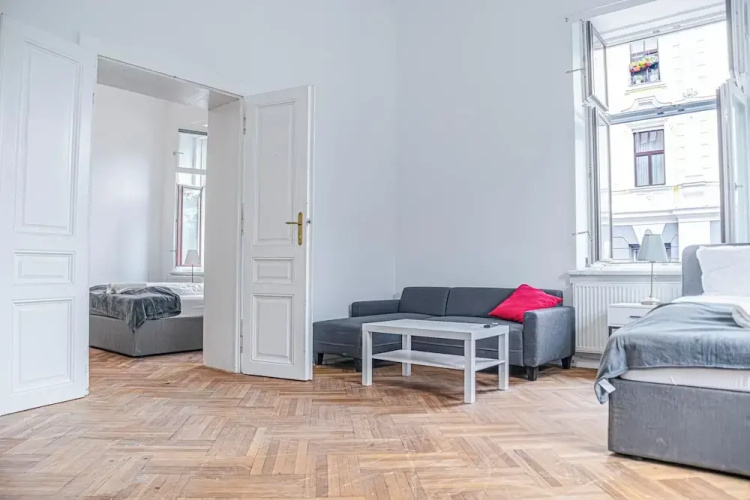 Stylish 2BR Apt Near AKH Easy Center