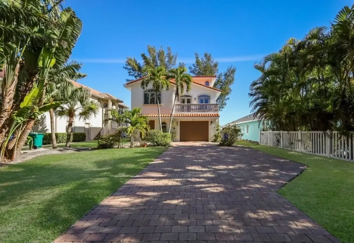 3 Bedrooms Cottage