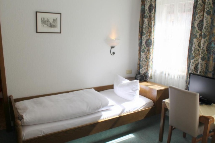 Standard Single room