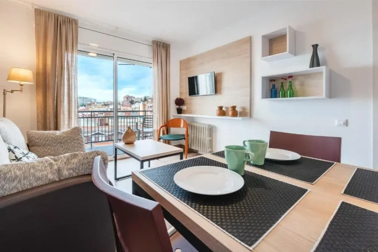 1 Bedroom Apartment