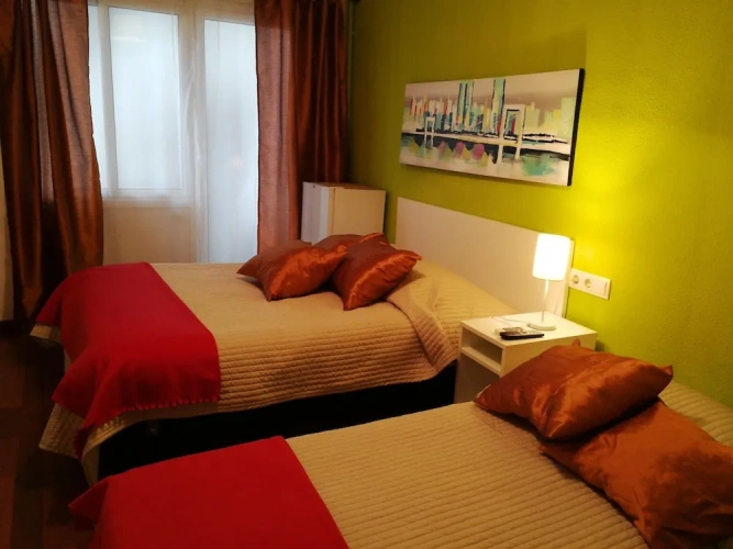 4 Bedrooms Family Cottage