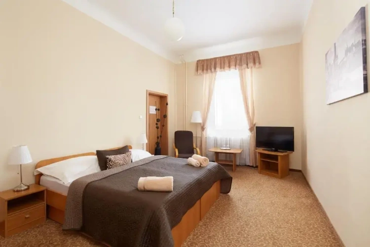 2 Bedrooms Standard Family room
