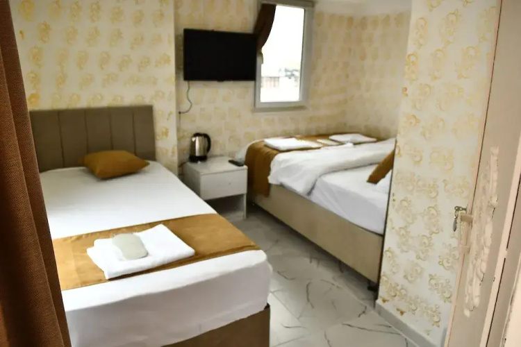 Ada Aparthotel