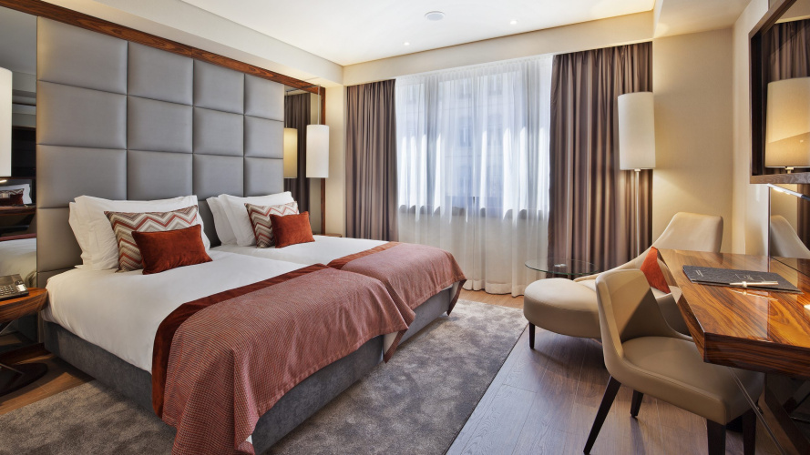 Superior Twin room