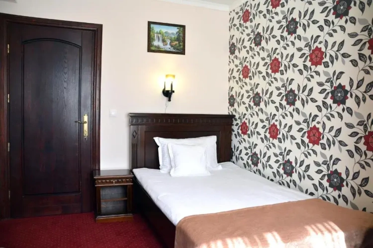 Standard Double room with view