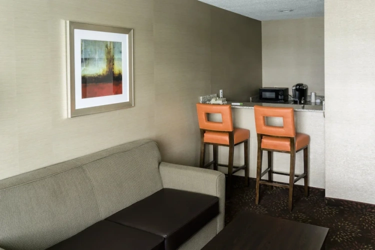 1 Bedroom Double Suite