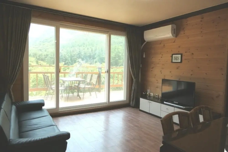 1 Bedroom Standard room with balcony