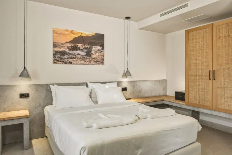 3 Bedrooms Villa