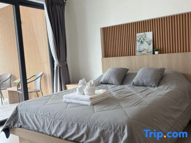 2 Bedrooms Villa