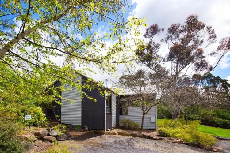 2 Bedrooms Cottage