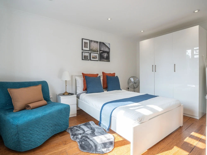 1 Bedroom Comfortable Flat in Kensington