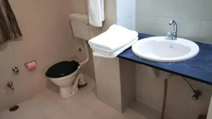 Dhillon House