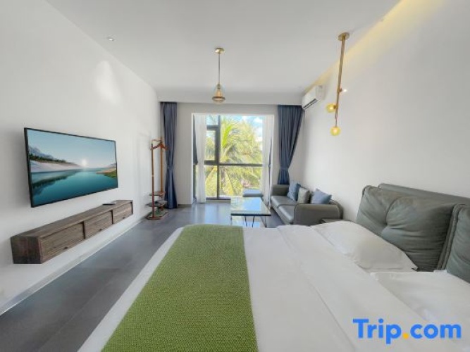 Standard Quadruple Family room