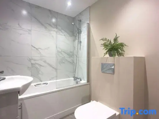 Stylish Double Room with Comfort & Light