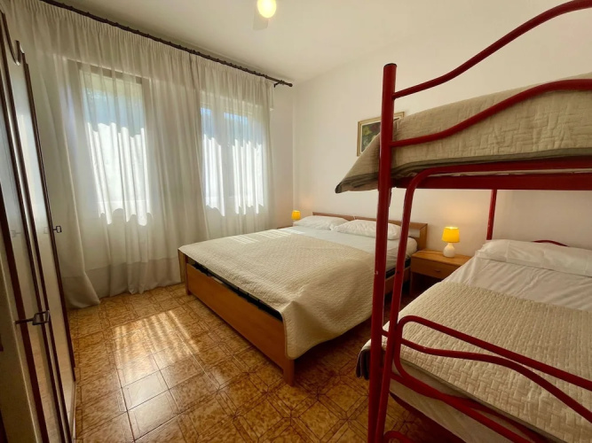 Enjoy the Pool at our Cozy Flat