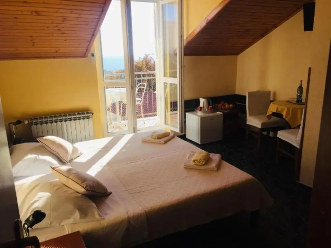 Standard Double room with sea view
