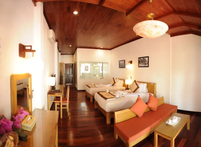 Deluxe room with balcony and with river view