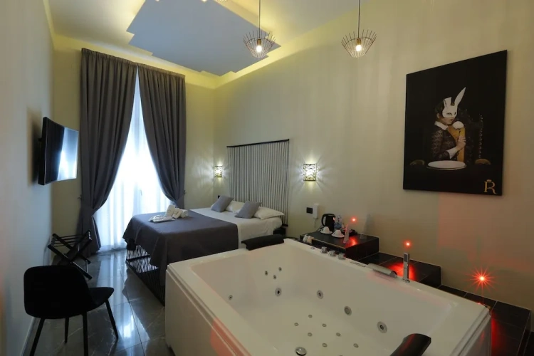 Deluxe Suite