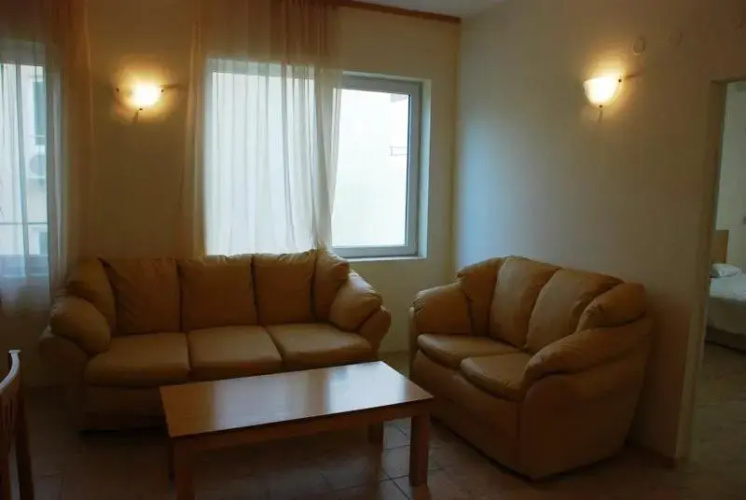 Coral Beach Apartment