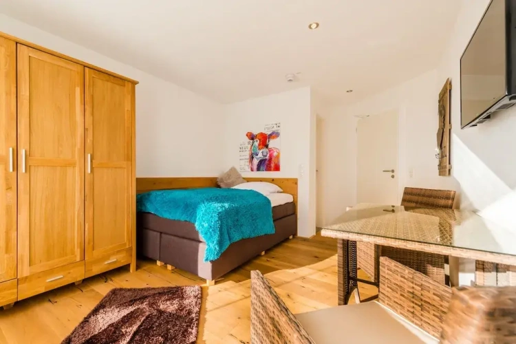 Deluxe Single room
