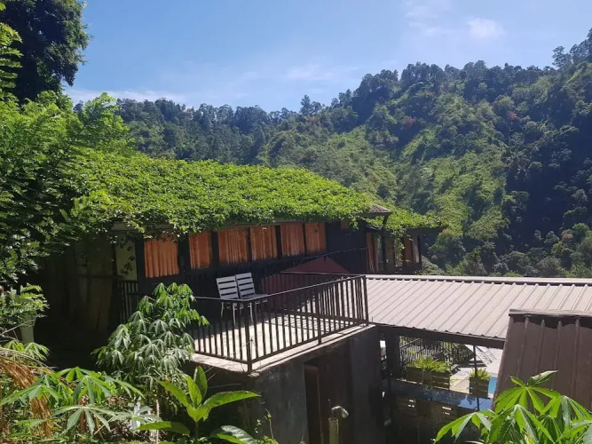 Ella Deck Resort