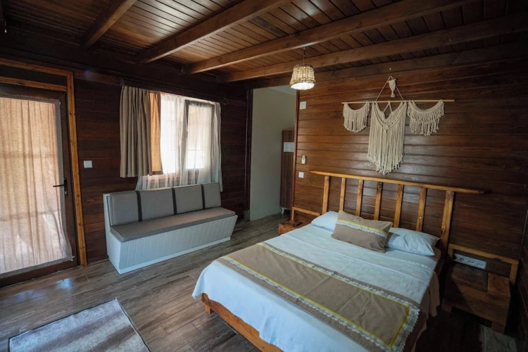 Standard Cottage