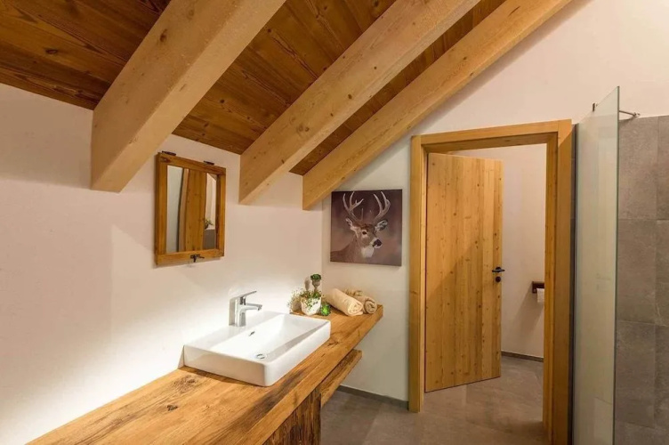 Roagat Hus