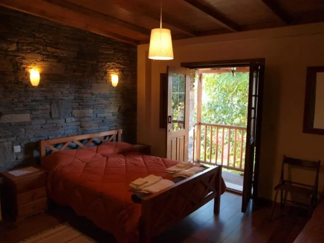 2 Bedrooms Cottage