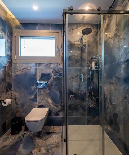 2 Bedrooms Basement Villa