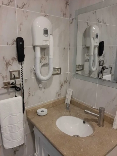 Deluxe Suite with balcony