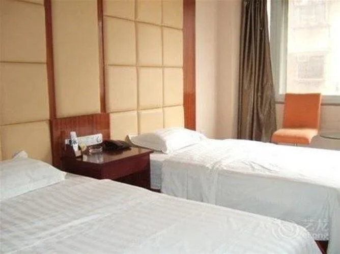 Yueluo Hotel