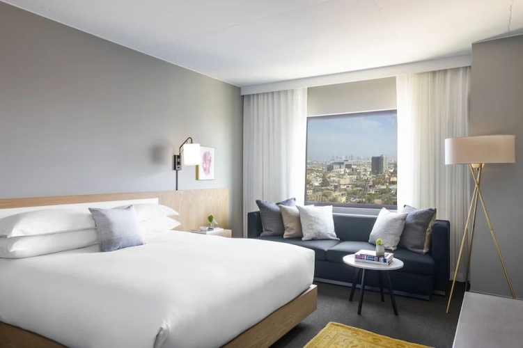 High Floor Double room with city view