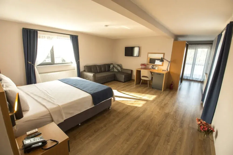 Big Point Plus Hotel