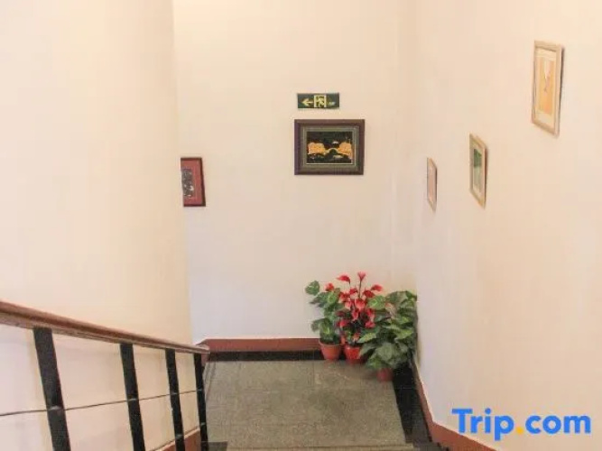 Xinchao Huari Hotel