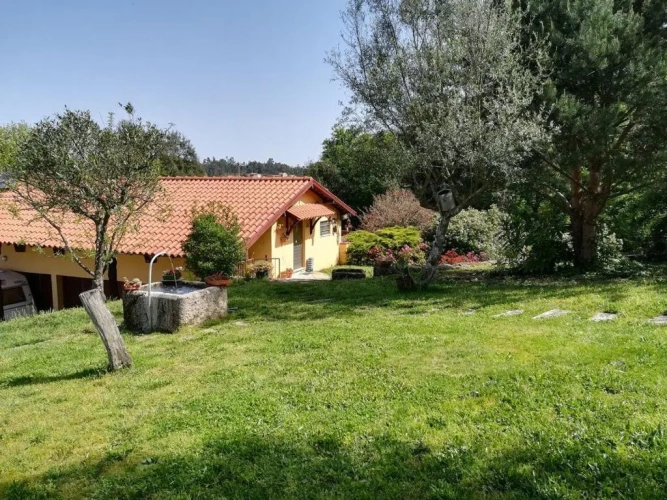 2 Bedrooms Cottage
