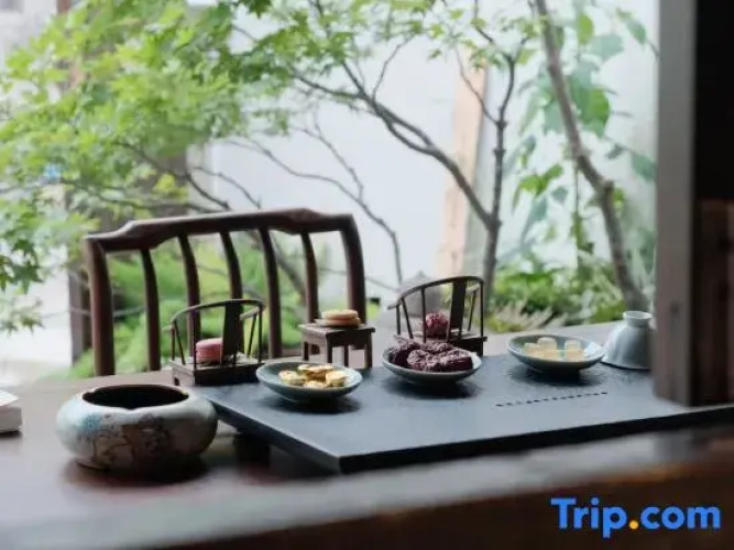 Mrs Lin hotel