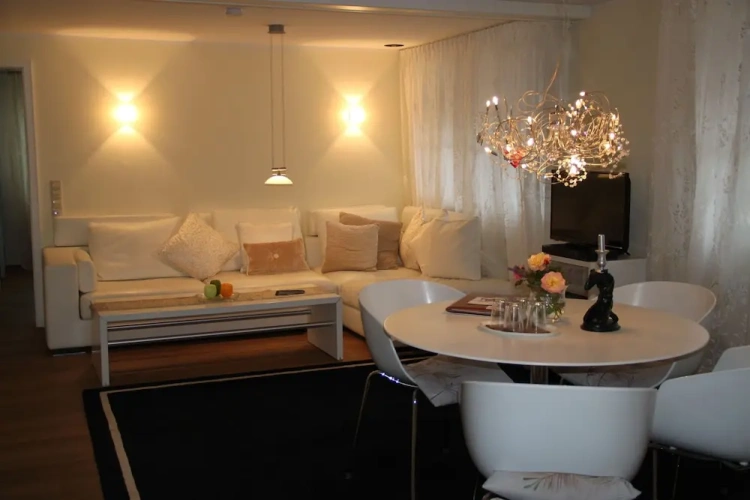Classic Triple room with park view