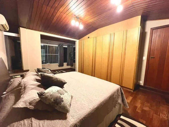 Premium Suite