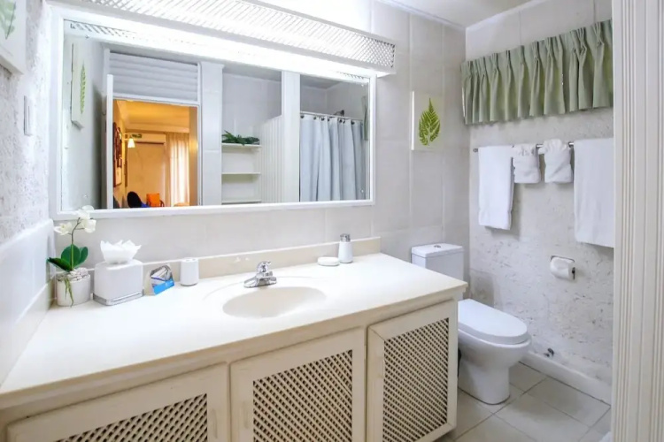 Bora Bora 4 Bedroom Home
