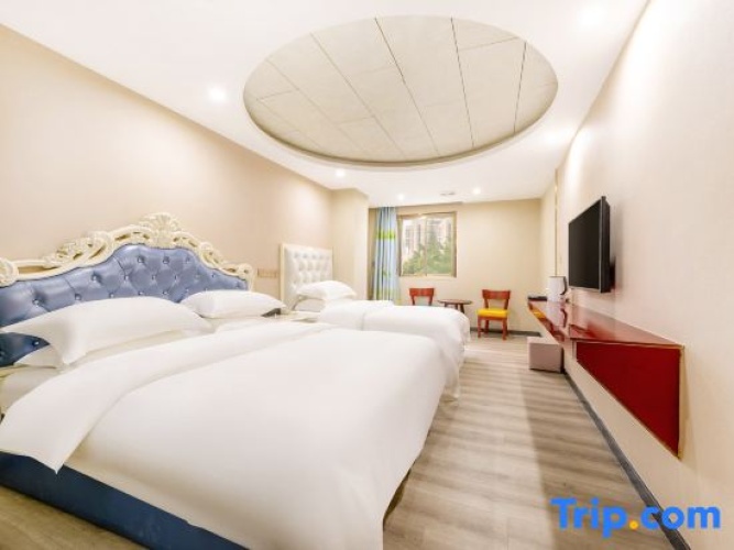 Premium Twin room