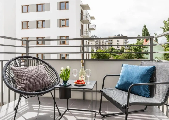 1 Bedroom Apartment