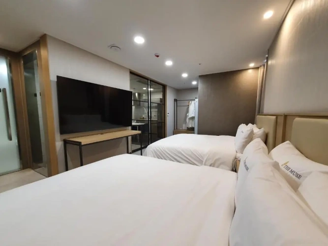 Deluxe Family Suite