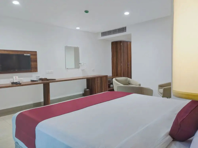 Spicy Hub Hotel, Kothapet