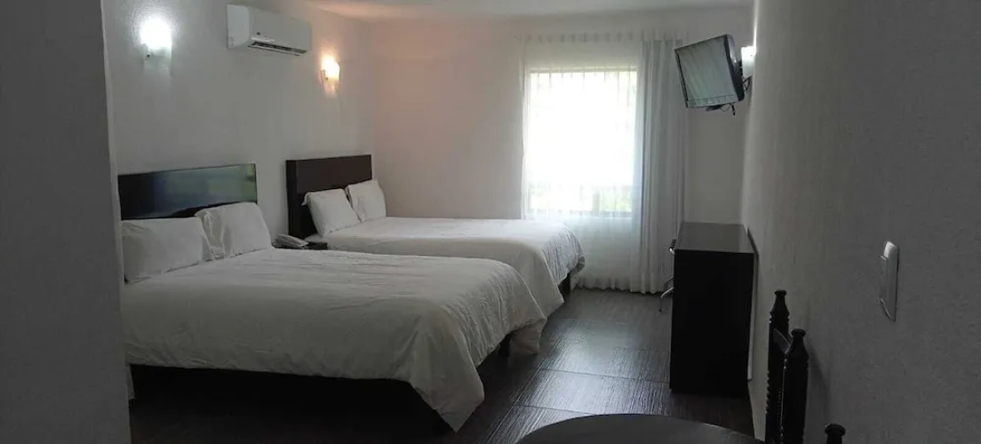 Hotel Punta Galeria