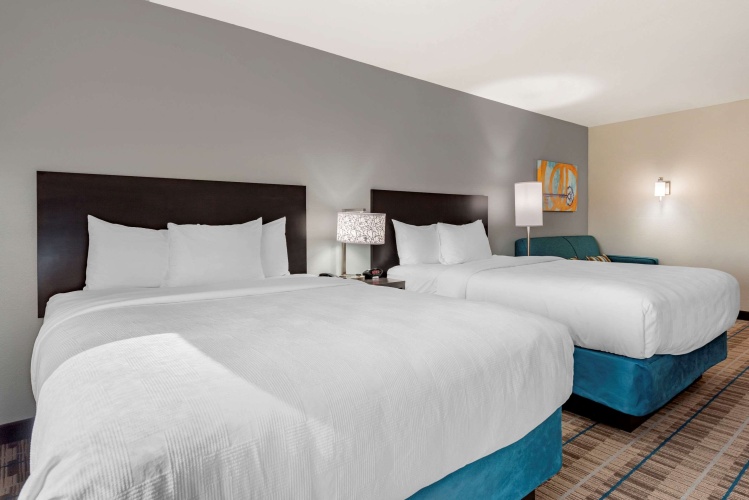 Quadruple Suite