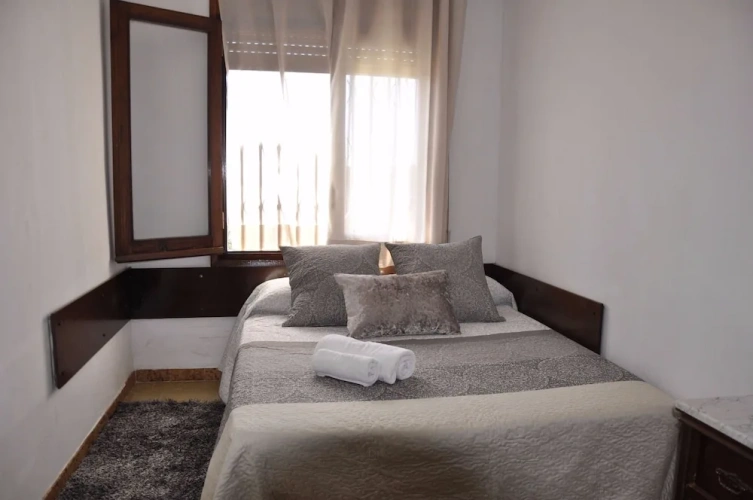 4 Bedrooms Villa