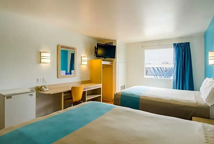 Standard Sextuple room