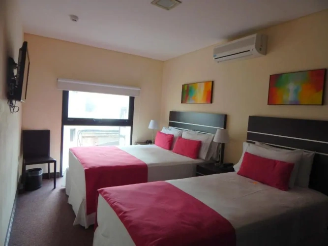 Standard Triple room