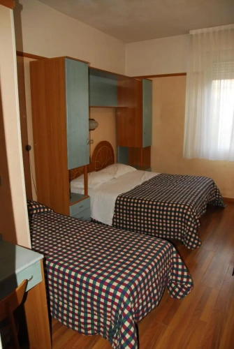 Triple room