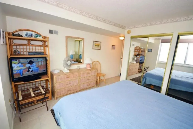 Surfside 84 #14 - 2 Br Condo
